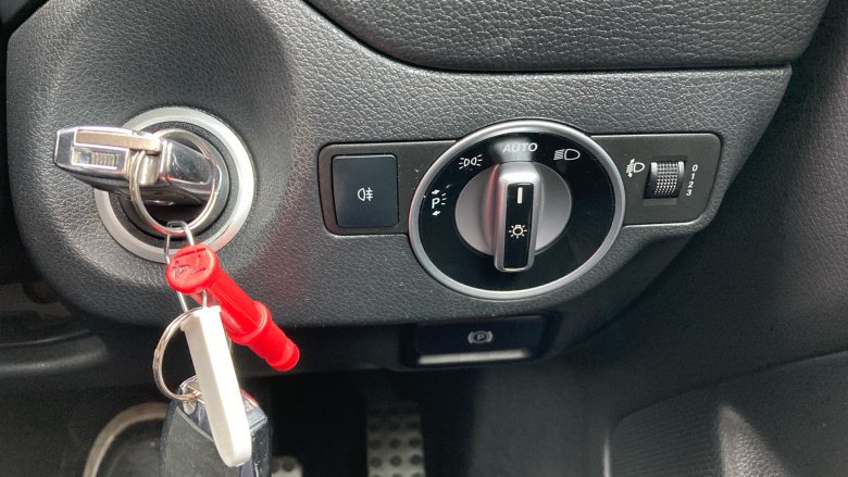 Mercedes-Benz GLA 200d AMG Line 5dr Diesel Hatchback